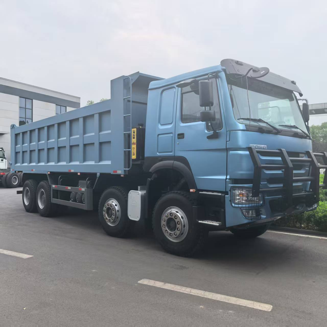 中国重汽自卸车